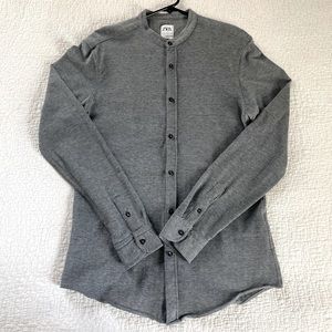 Zara men’s textured shirt.